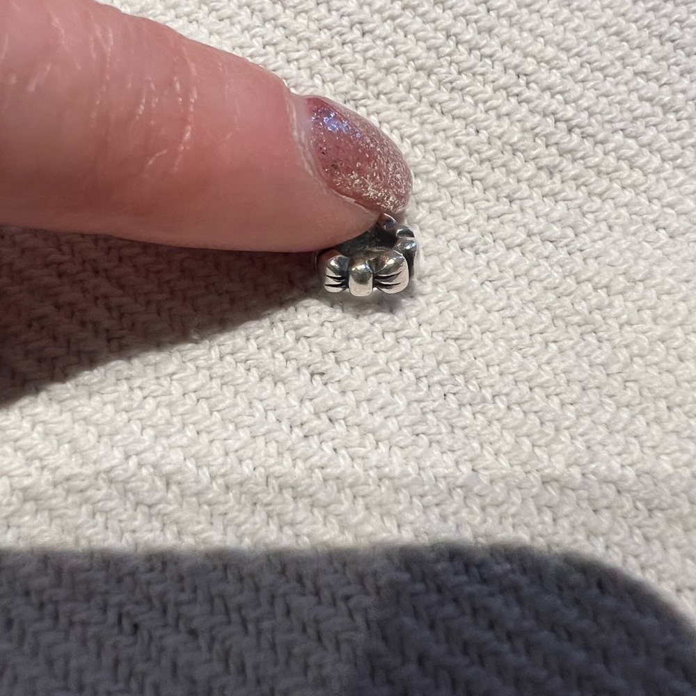 PANDORA spacers, 1 bow, 2 swirls available